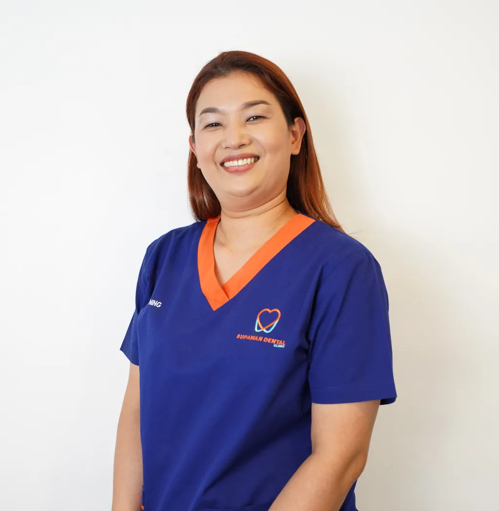 วรรณพร คันธจันทน์ (ผู้ช่วยหนิง)